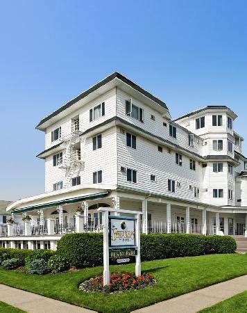 Breakers spring lake nj - Service. 4.0. Value. 3.6. Experience the charm of Spring Lake’s only oceanfront hotel and restaurant. The Breakers on the Ocean, a landmark fixture in one of New Jersey’s most beautiful communities, is the perfect year-round getaway destination. Originally built in the late 1800’s, the Hotel has been through numerous renovations, all of ...